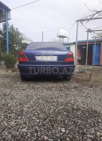 Mercedes C 240 1997, 277,500 km - 2.4 l - İmişli
