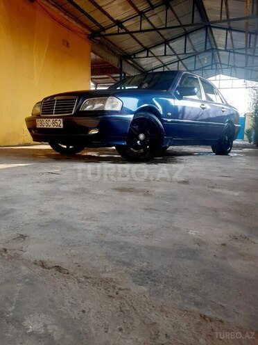 Mercedes C 240 1997, 277,500 km - 2.4 l - İmişli