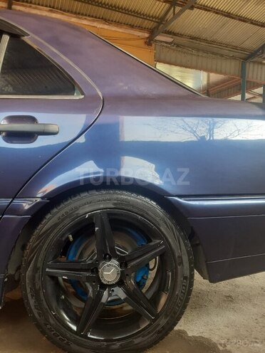 Mercedes C 240 1997, 277,500 km - 2.4 l - İmişli