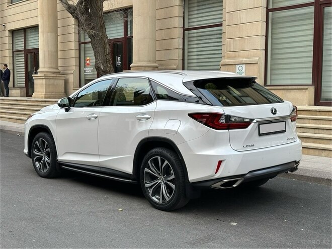Lexus RX 200t 2017, 31,000 km - 2.0 l - Bakı