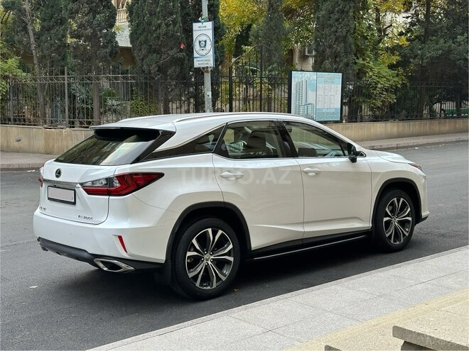 Lexus RX 200t 2017, 31,000 km - 2.0 l - Bakı
