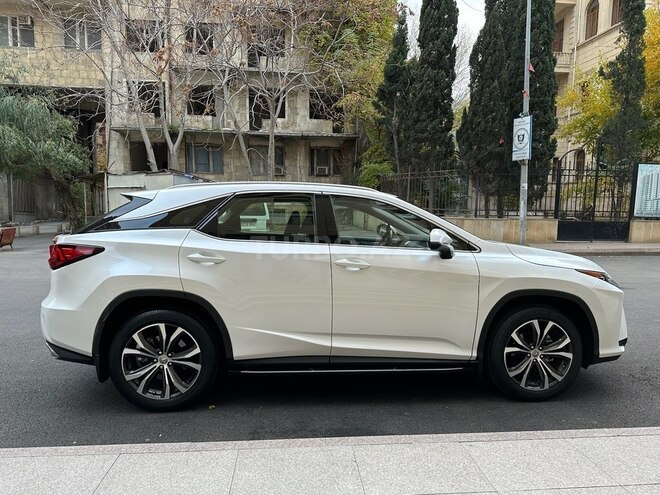 Lexus RX 200t 2017, 31,000 km - 2.0 l - Bakı