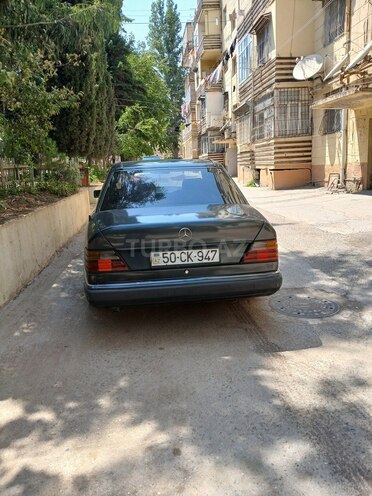 Mercedes E 250 1993, 500,000 km - 2.5 л - Bakı