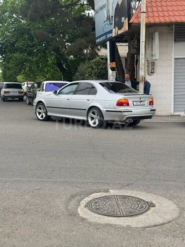 BMW 525 2001, 446,325 km - 2.5 l - Gəncə