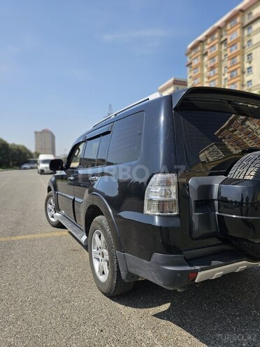 Mitsubishi Pajero 2008, 310,000 km - 3.0 l - Bakı