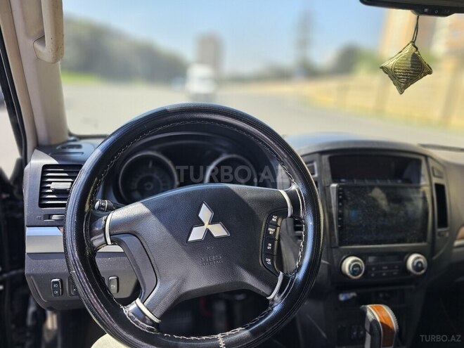 Mitsubishi Pajero 2008, 310,000 km - 3.0 l - Bakı