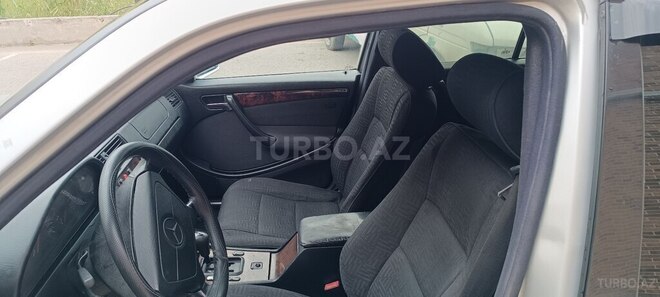 Mercedes C 180 1997, 286,000 km - 1.8 л - Bakı