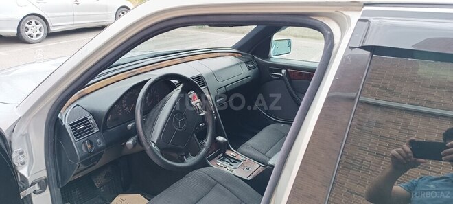 Mercedes C 180 1997, 286,000 km - 1.8 л - Bakı
