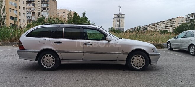 Mercedes C 180 1997, 286,000 km - 1.8 л - Bakı