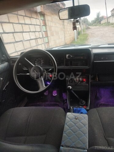 LADA (VAZ) 2107 2000, 20,450 km - 1.6 l - Quba