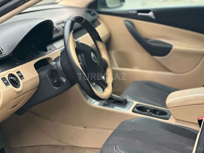 Volkswagen Passat 2005, 321,000 km - 2.0 l - Sumqayıt