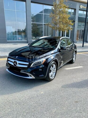 Mercedes GLA 250 4MATIC 2015, 109,409 km - 2.0 л - Bakı