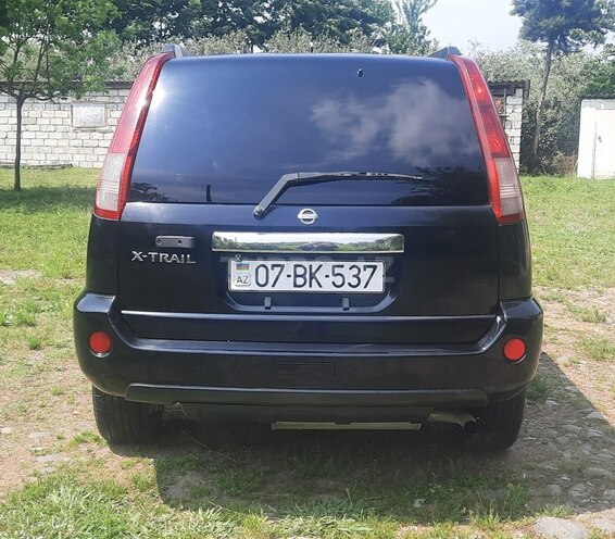 Nissan X-Trail 2004, 425,000 km - 2.0 l - Astara