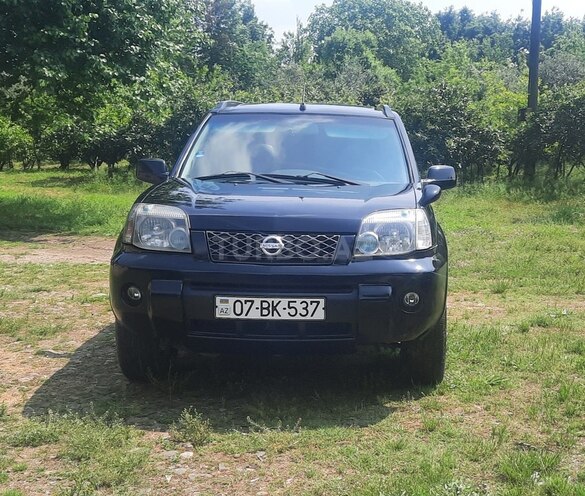 Nissan X-Trail 2004, 425,000 km - 2.0 l - Astara
