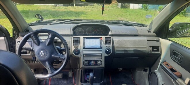 Nissan X-Trail 2004, 425,000 km - 2.0 l - Astara