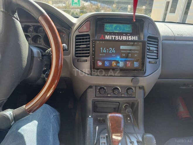Mitsubishi Pajero 2005, 400,000 km - 3.0 l - Bərdə