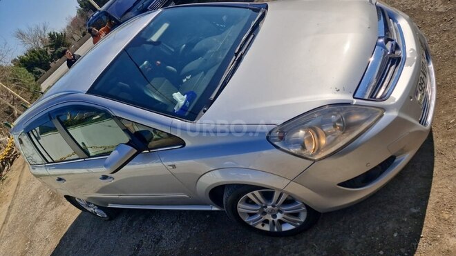 Opel Zafira 2008, 293,000 km - 1.9 l - Bakı