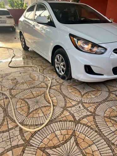Hyundai Accent 2012, 230,000 km - 1.6 l - Bakı