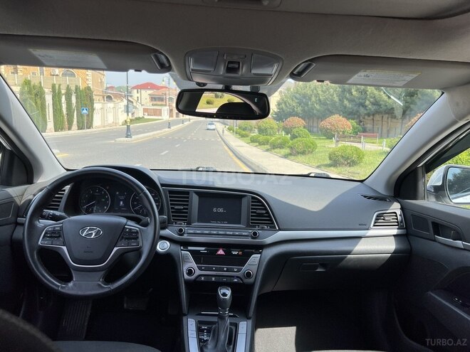 Hyundai Elantra 2017, 60,460 km - 2.0 л - Bakı