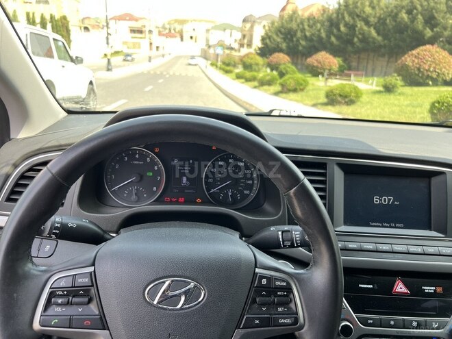 Hyundai Elantra 2017, 60,460 km - 2.0 л - Bakı