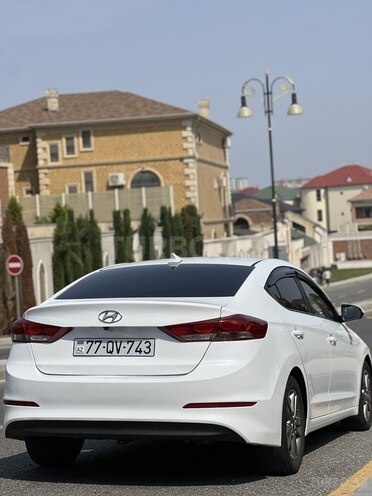 Hyundai Elantra 2017, 60,460 km - 2.0 л - Bakı