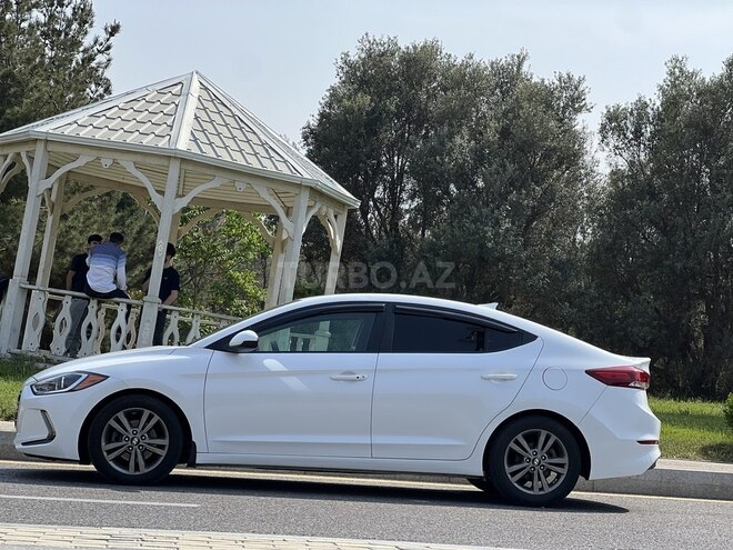 Hyundai Elantra 2017, 60,460 km - 2.0 л - Bakı