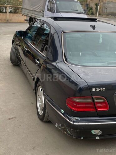 Mercedes E 240 1999, 302,313 km - 2.4 l - Bakı