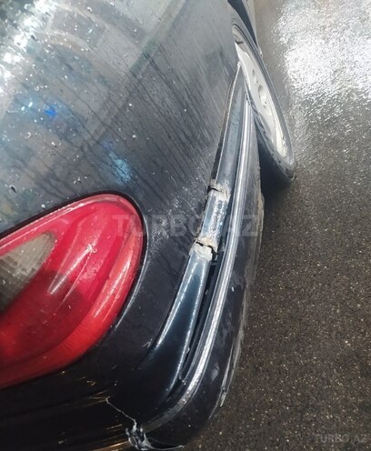 Mercedes E 240 1999, 302,313 km - 2.4 l - Bakı
