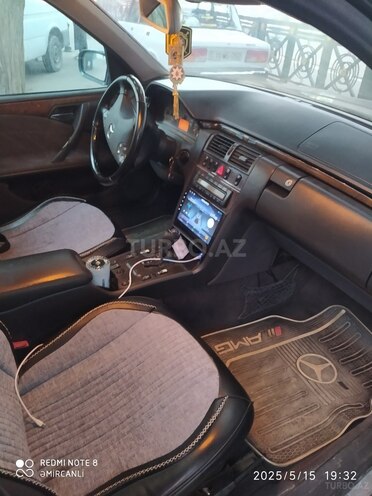 Mercedes E 240 1999, 302,313 km - 2.4 l - Bakı