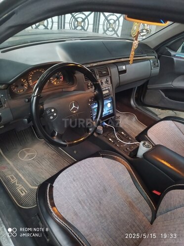 Mercedes E 240 1999, 302,313 km - 2.4 l - Bakı