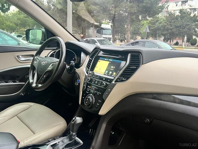 Hyundai Santa Fe-17