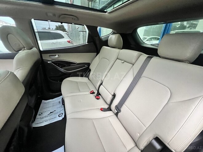Hyundai Santa Fe-18