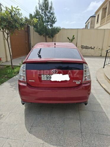 Toyota Prius-2