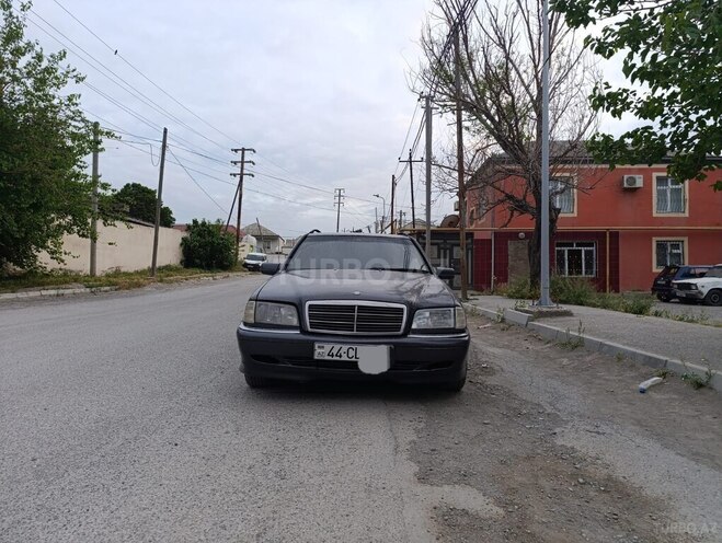 Mercedes C 220 d 1997, 250,000 km - 2.2 l - Bakı