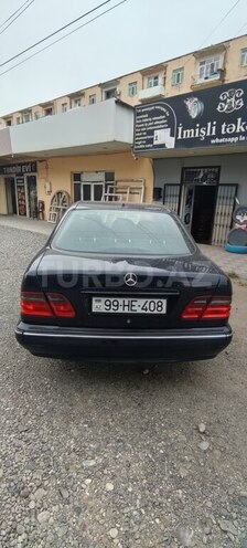 Mercedes E 320 2001, 650,000 km - 3.2 л - İmişli