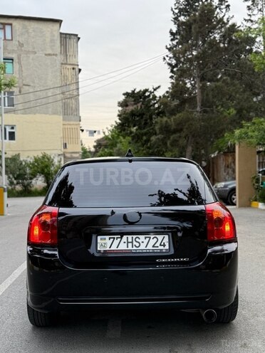 Toyota Corolla 2007, 235,000 km - 1.4 l - Bakı