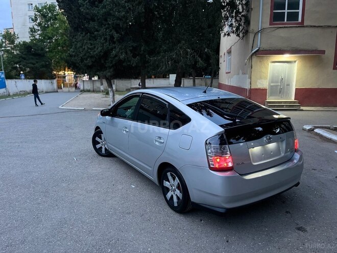 Toyota Prius 2009, 299,000 km - 1.5 л - Bakı