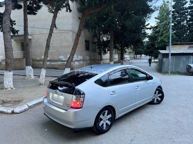 Toyota Prius 2009, 299,000 km - 1.5 л - Bakı