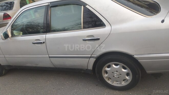 Mercedes C 220 d 1994, 300,000 km - 2.2 l - Bakı
