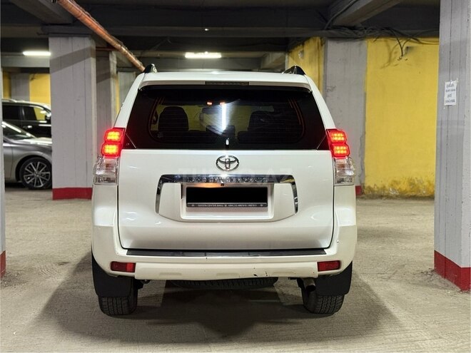 Toyota Land Cruiser Prado 2013, 220,000 km - 2.7 л - Bakı