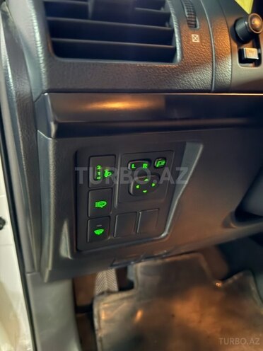 Toyota Land Cruiser Prado 2013, 220,000 km - 2.7 л - Bakı