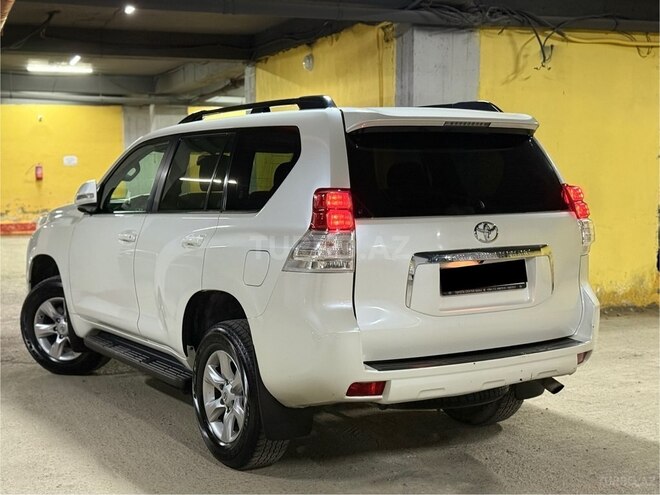 Toyota Land Cruiser Prado 2013, 220,000 km - 2.7 л - Bakı