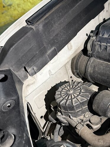 Toyota Land Cruiser Prado 2013, 220,000 km - 2.7 л - Bakı