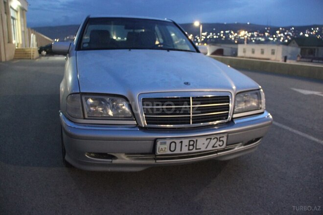 Mercedes C 240 1999, 390,655 km - 2.4 l - Bakı
