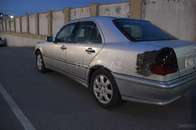 Mercedes C 240 1999, 390,655 km - 2.4 l - Bakı