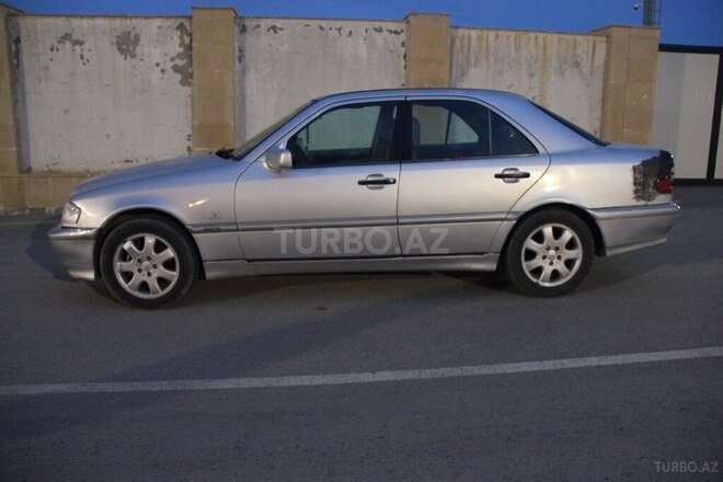Mercedes C 240 1999, 390,655 km - 2.4 l - Bakı