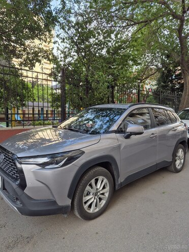 Toyota Corolla Cross-2
