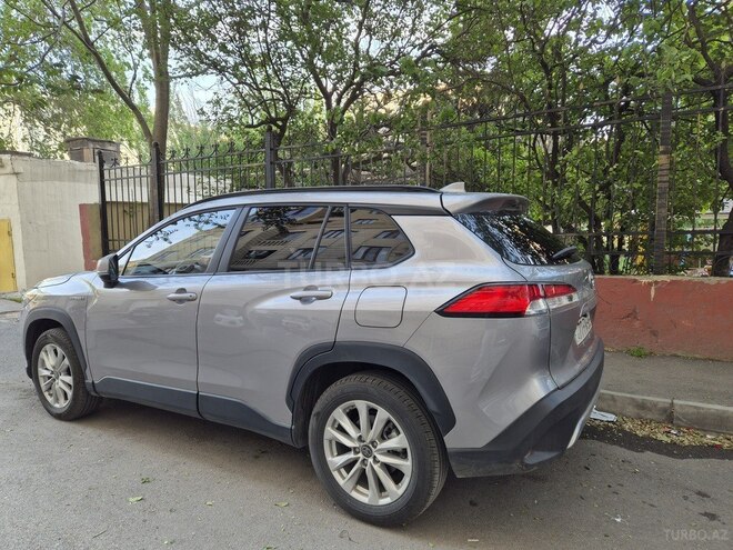 Toyota Corolla Cross-3