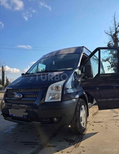 Ford Transit-2
