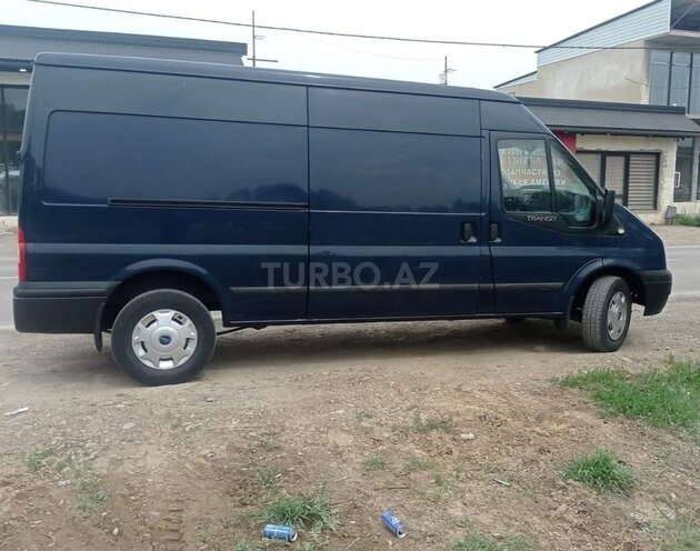 Ford Transit-5